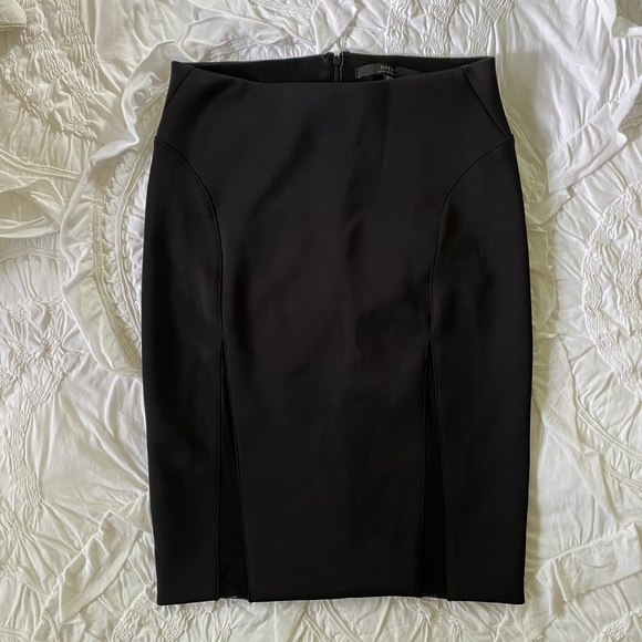 Guess Pencil Skirt - Picture 1 of 4